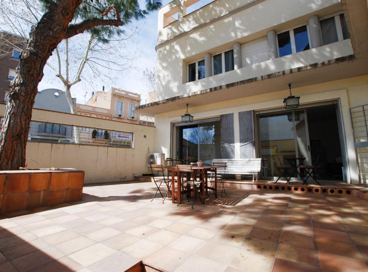 La Casa Del Pi - La Casa Del Pi - House In The City, Next To Barcelona And Apartment